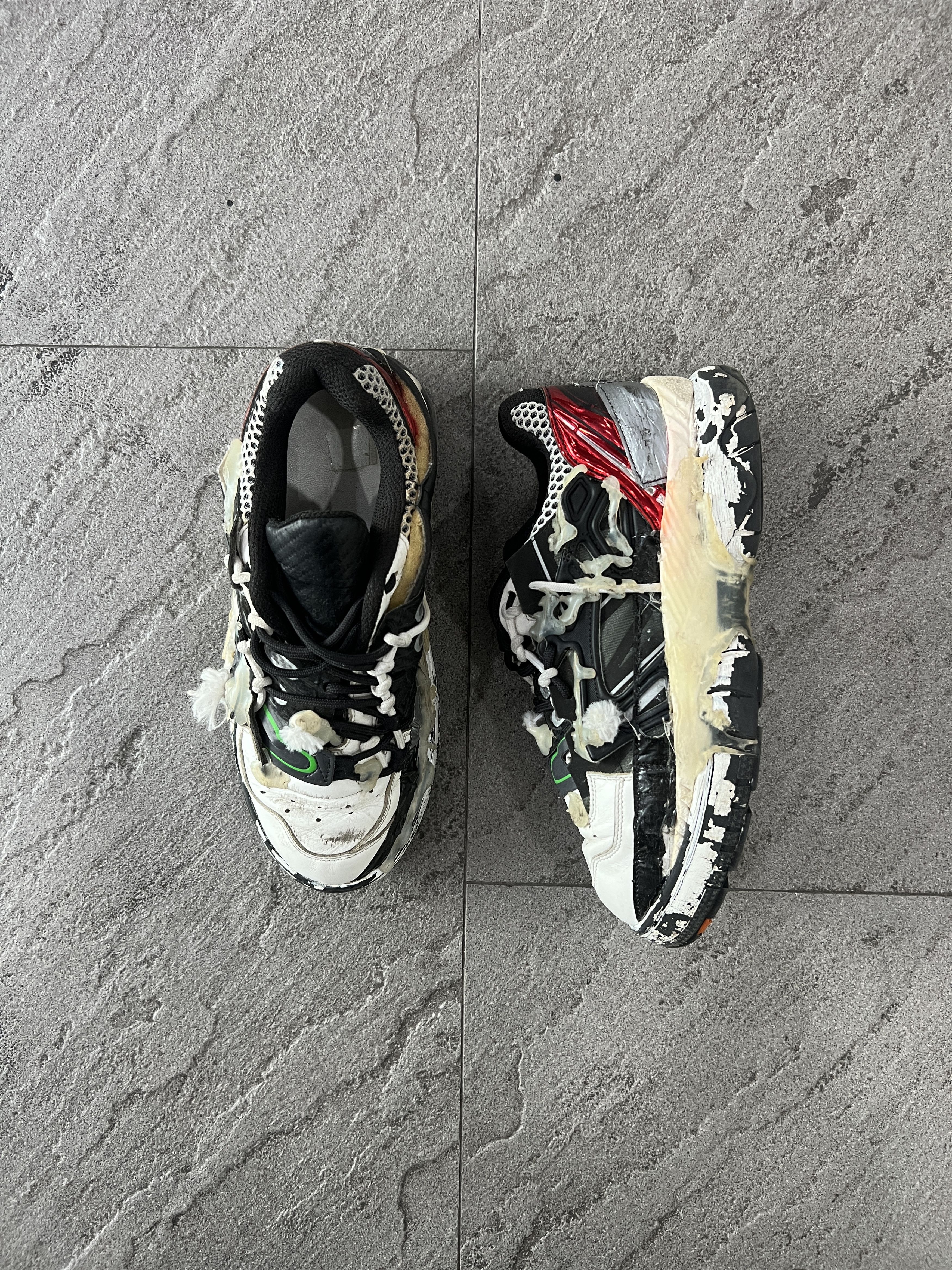 Maison Margiela Maison Margiela Fusion Sneakers Black/Red Size US 6.5 / EU 39-40 - 1 Thumbnail
