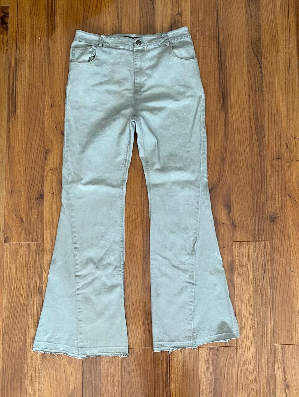 Other dust flared pants Size US 32 / EU 48 - 1 Thumbnail
