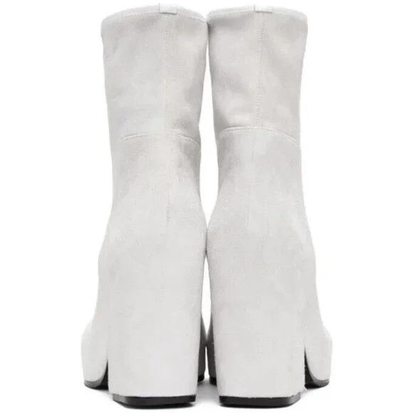 Random Identities Random Identities Suede Boots Size 41 US 11 Womens White Size US 11 / IT 41 - 13 Thumbnail