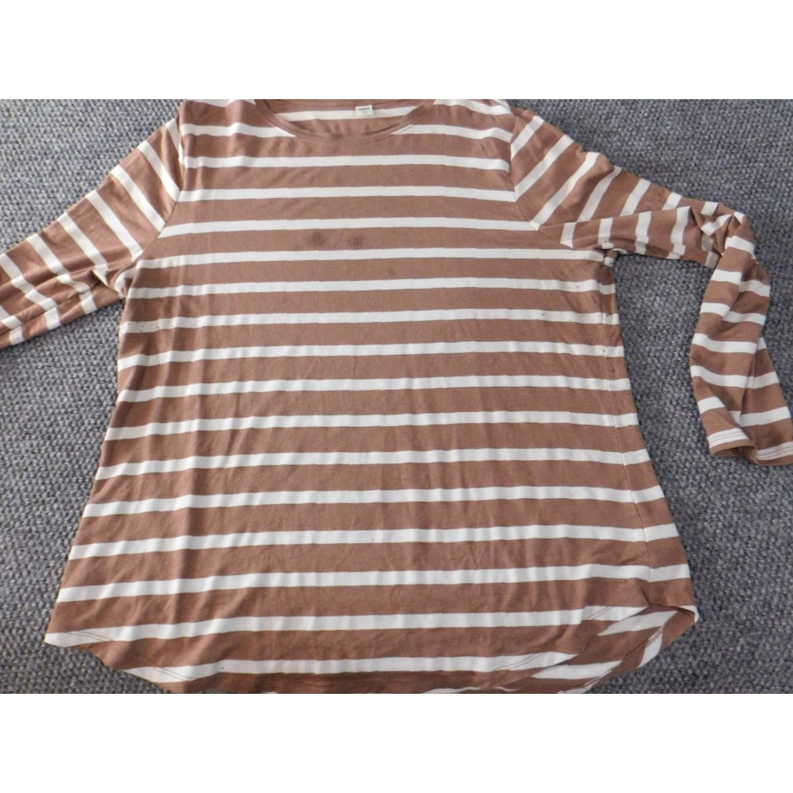 Old Navy Old Navy Blouse Womens XL Brown Luxe Striped Knit Rayon Round Neck Pullover Casual Long Sleeve Button Size XL / US 12-14 / IT 48-50 - 2 Thumbnail