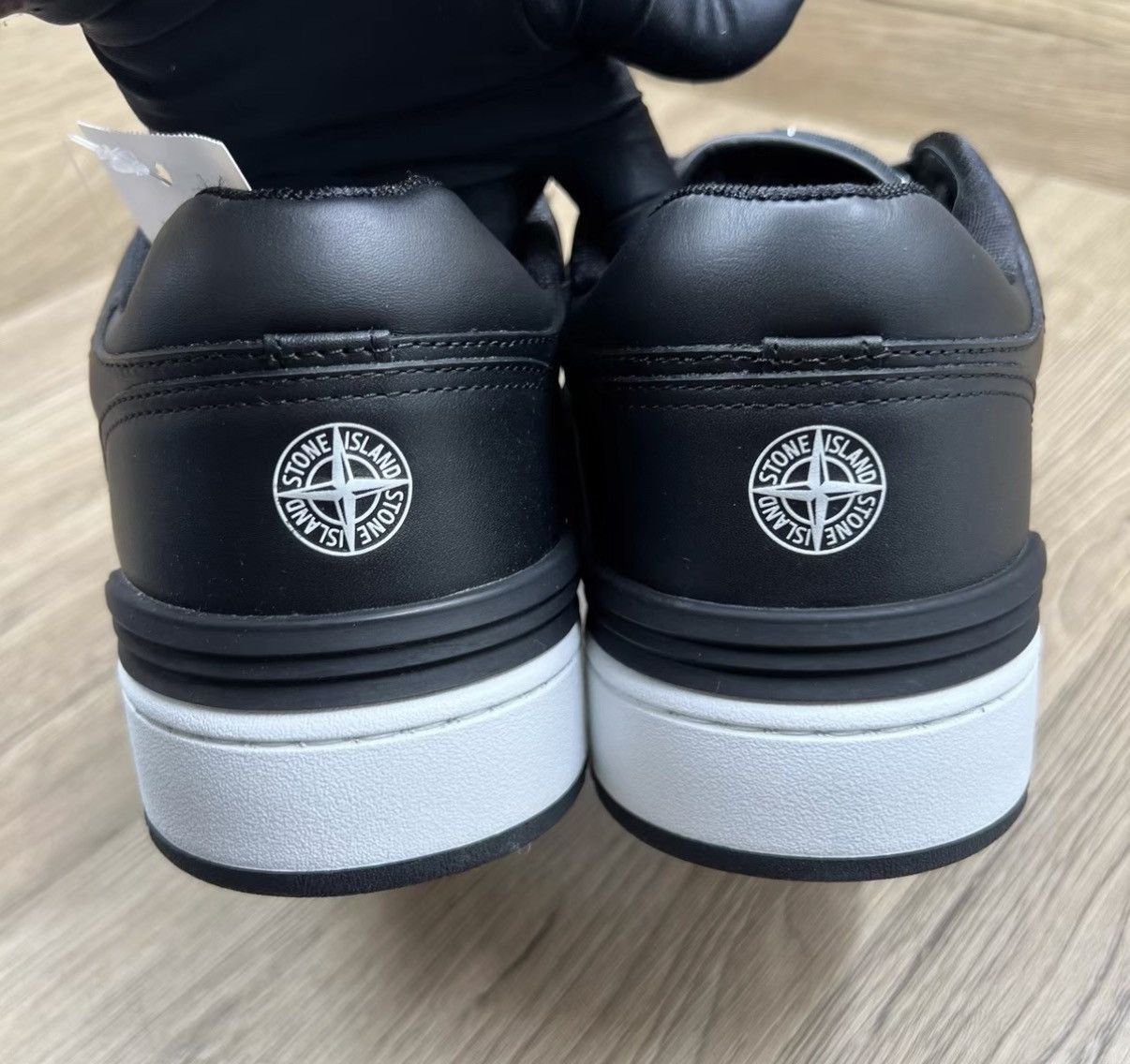 Dior Dior × Stone Island B57 Black Embossed CD Sneakers J41 Size US 8 / EU 41 - 6 Thumbnail