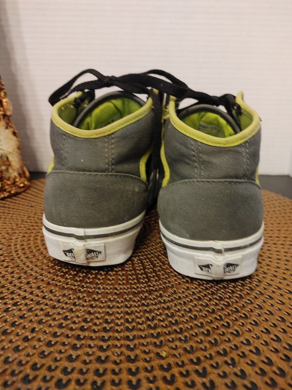 Vans Vans Size 6(M) 7.5 (W) Size US 6 / EU 39 - 4 Thumbnail