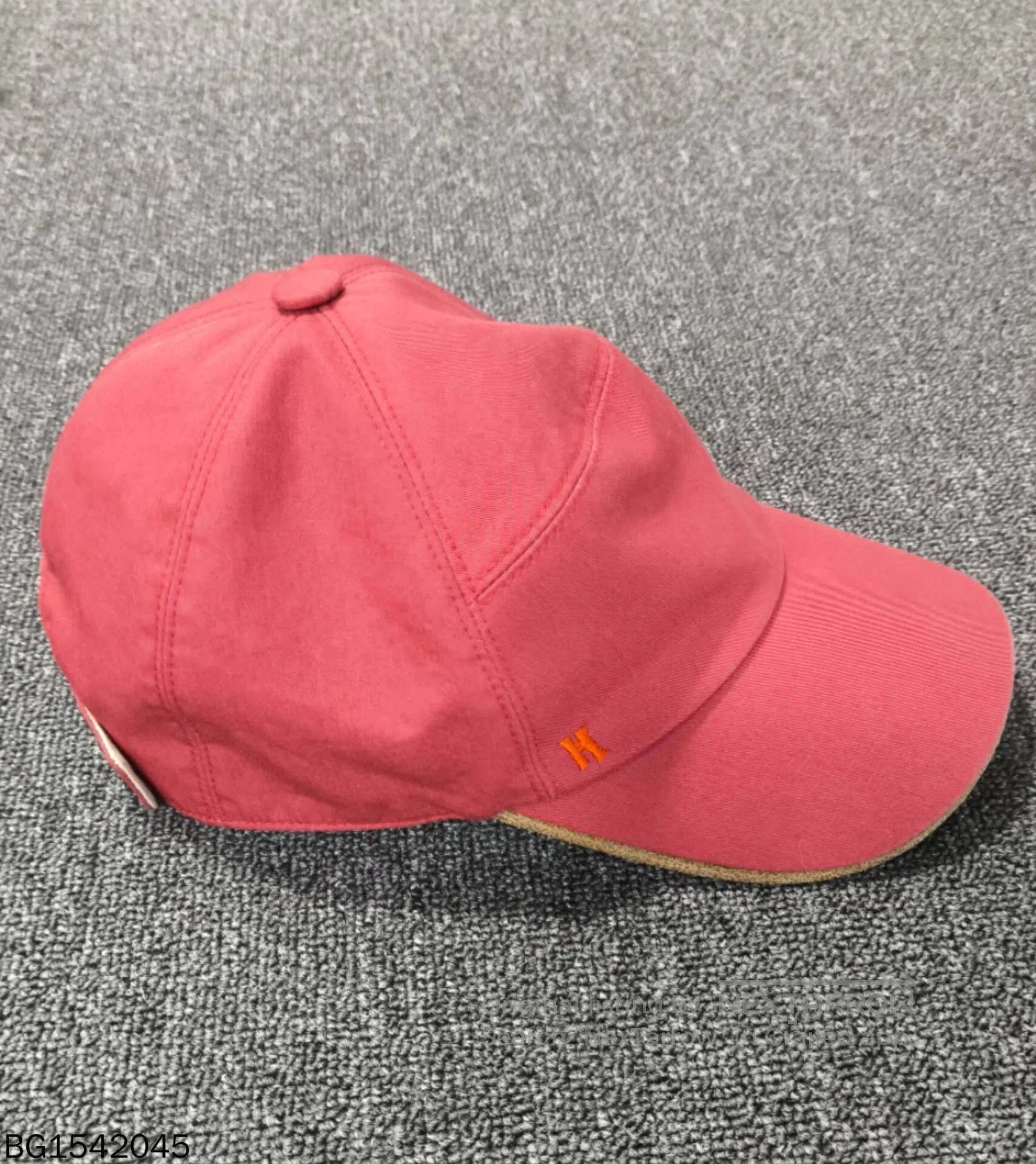 Hermes hermes embroidered logo baseball cap. Size ONE SIZE - 1 Thumbnail