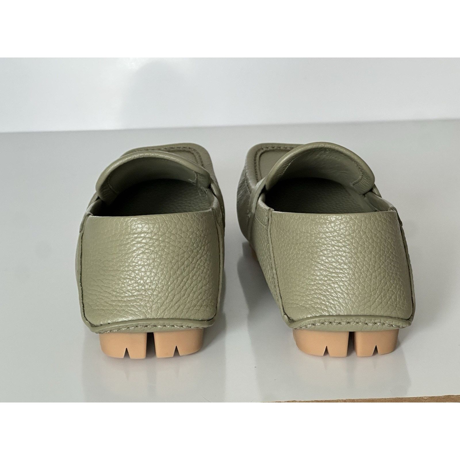 Bottega Veneta Bottega Veneta Leather Loafer Shoes Travertine 11 US 786809 Size US 11 / EU 44 - 15 Thumbnail
