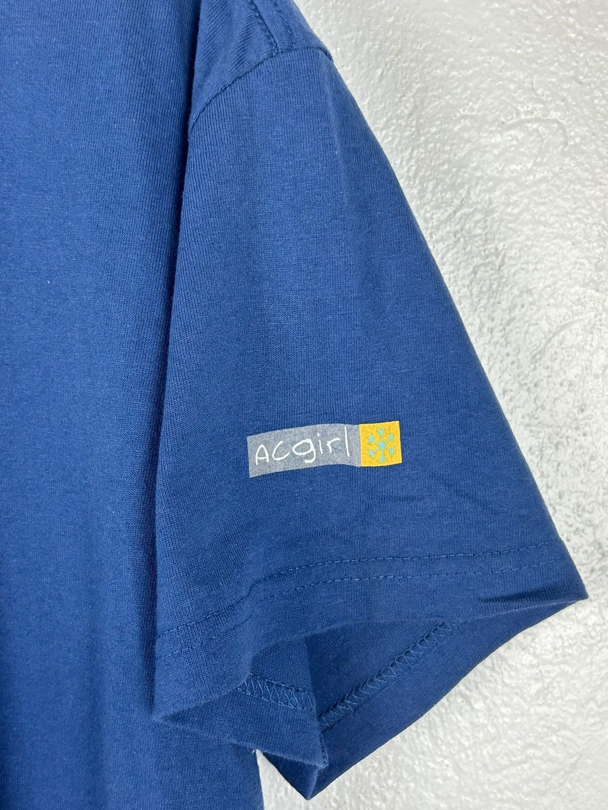 Nike 90s Vintage Nike ACG Acgirl Center Logo Rare T-Shirt Blue Size L / US 10 / IT 46 - 3 Thumbnail