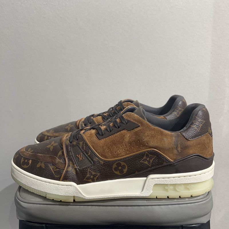 Louis Vuitton Louis Vuitton Casual Low-Top Sneakers for Men -2508 Size US 9.5 / EU 42-43 - 1 Thumbnail