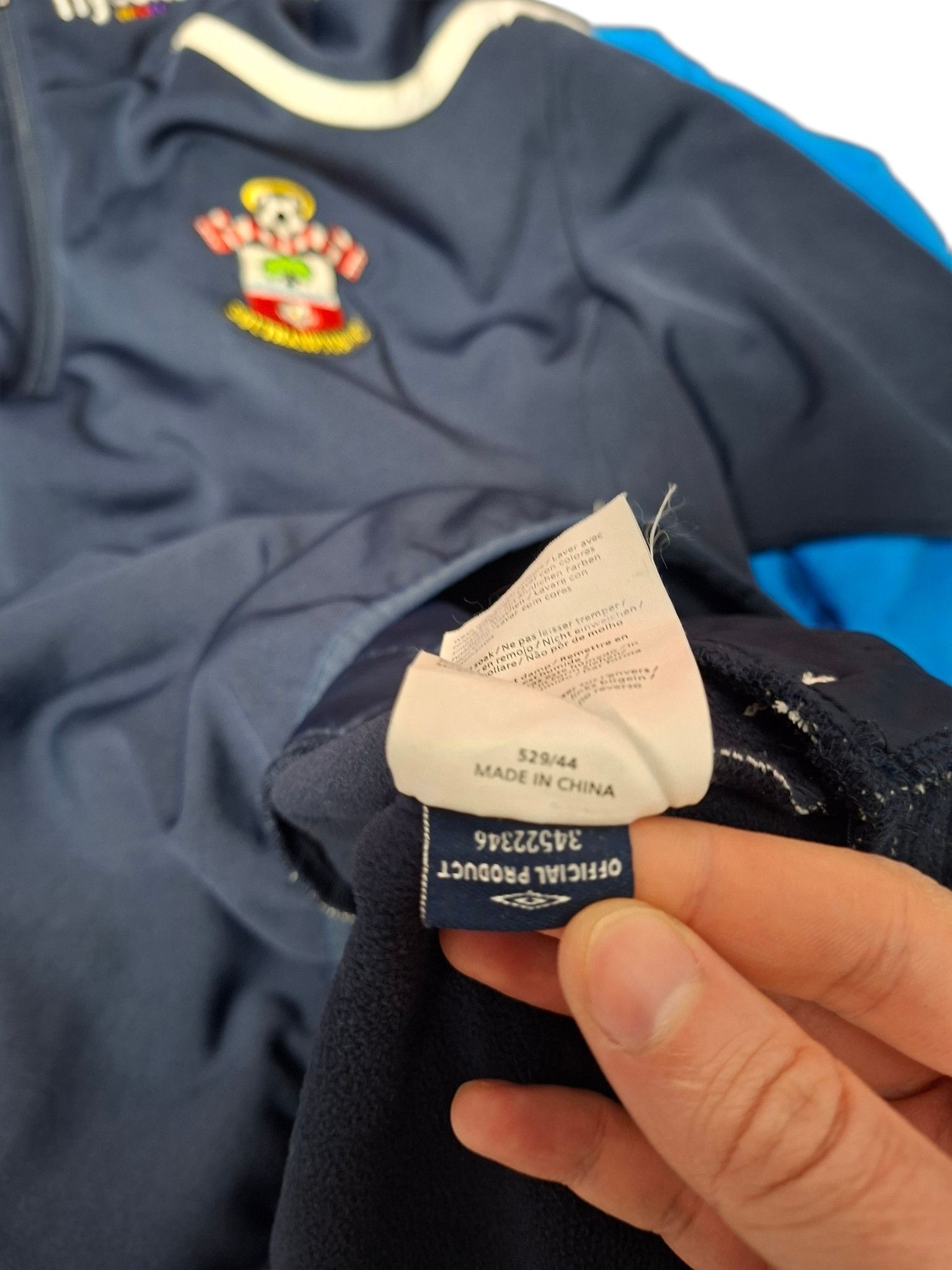 Umbro SOUTHAMPTON UMBRO VINTAGE SOCCER TRAINING SWEATSHIRT Size US XXL / EU 58 / 5 - 6 Thumbnail