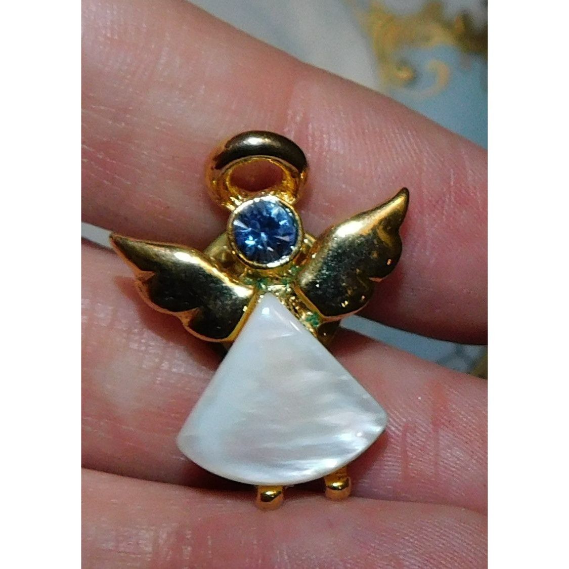 Other Vintage March Birthday Angel Pin Mother Of Pearl And Rhinest Size ONE SIZE - 4 Thumbnail