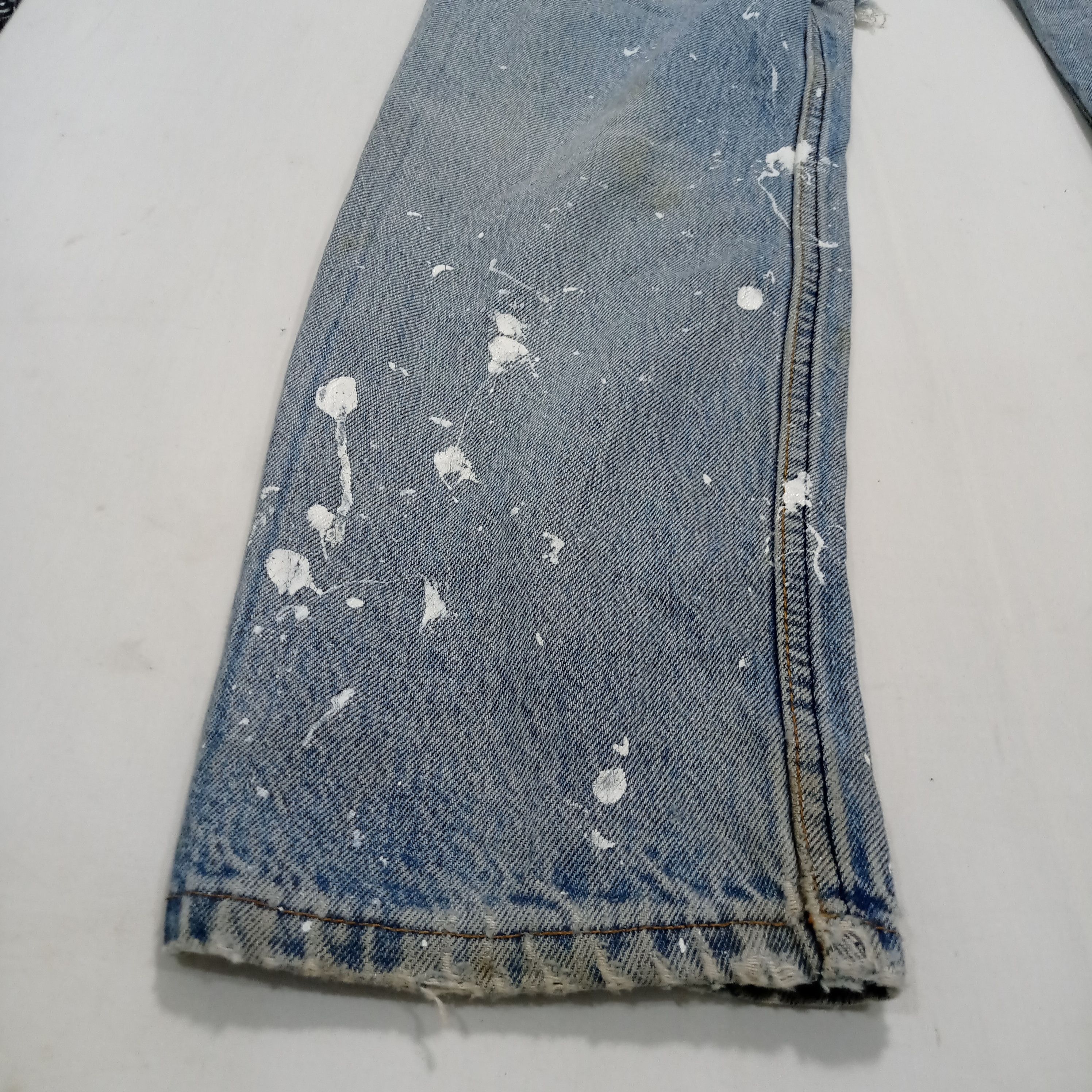 Levi's Vintage Levi's 501 Paint Splatter Distressed Jeans Pants Size US 29 - 15 Thumbnail