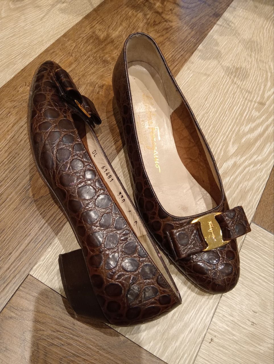 Salvatore Ferragamo SALVATORE FERRAGAMO BOUTIQUE LEATHER SHOES - SIZE 6 Size US 6 / IT 36 - 14 Thumbnail
