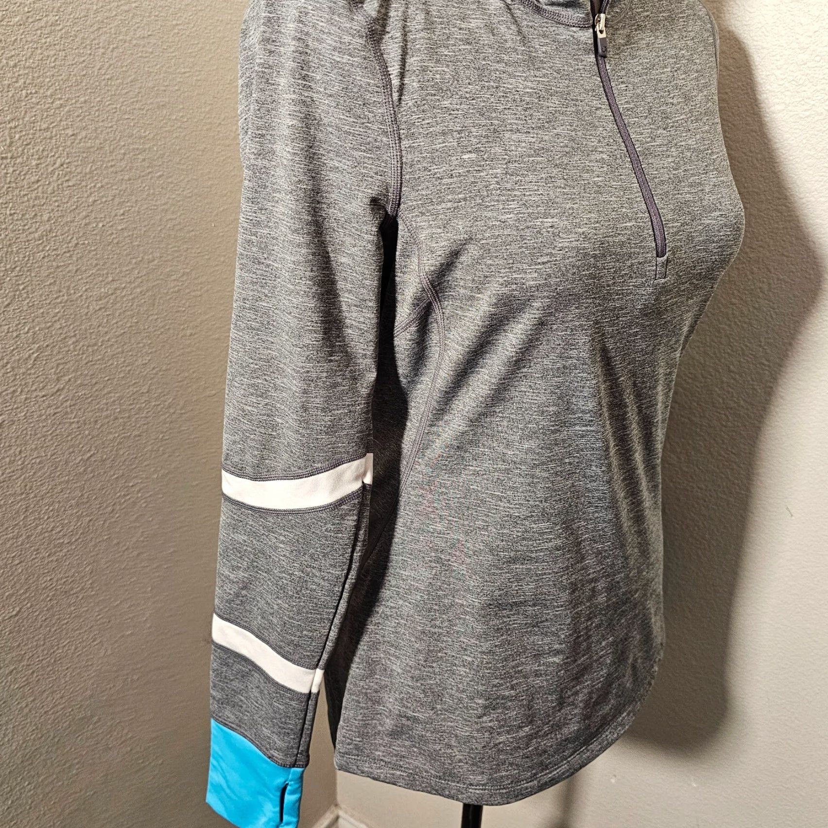 Gap Gap Fit Women's Hoodie 1/2 Zip Sweatshirt Charcoal Grey S Heather Thumbhole Activewear Zip Full Zip|Gray Womens Hoodies Size S / US 4 / IT 40 - 7 Thumbnail