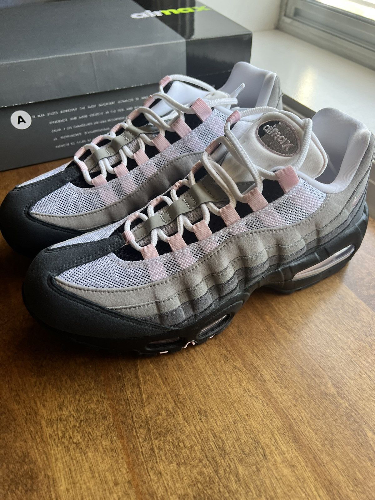 Nike Nike Air Max 95 Pink Foam Size US 9.5 / EU 42-43 - 2 Thumbnail