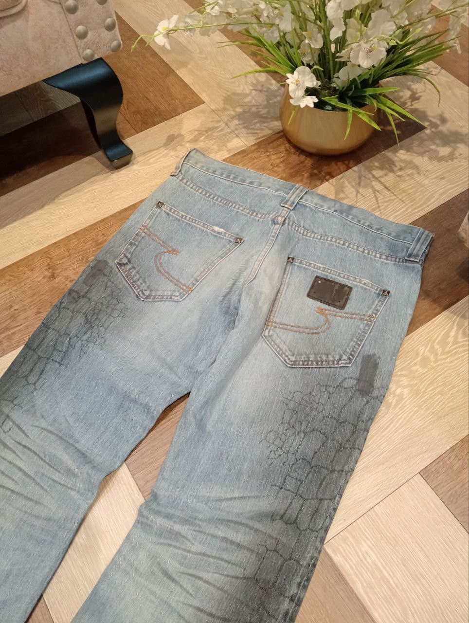 semanticdesign SEMANTIC DESIGN JAPAN BLUE WASHED SNAKE FLARED DENIM PANTS Size US 36 / EU 52 - 10 Thumbnail