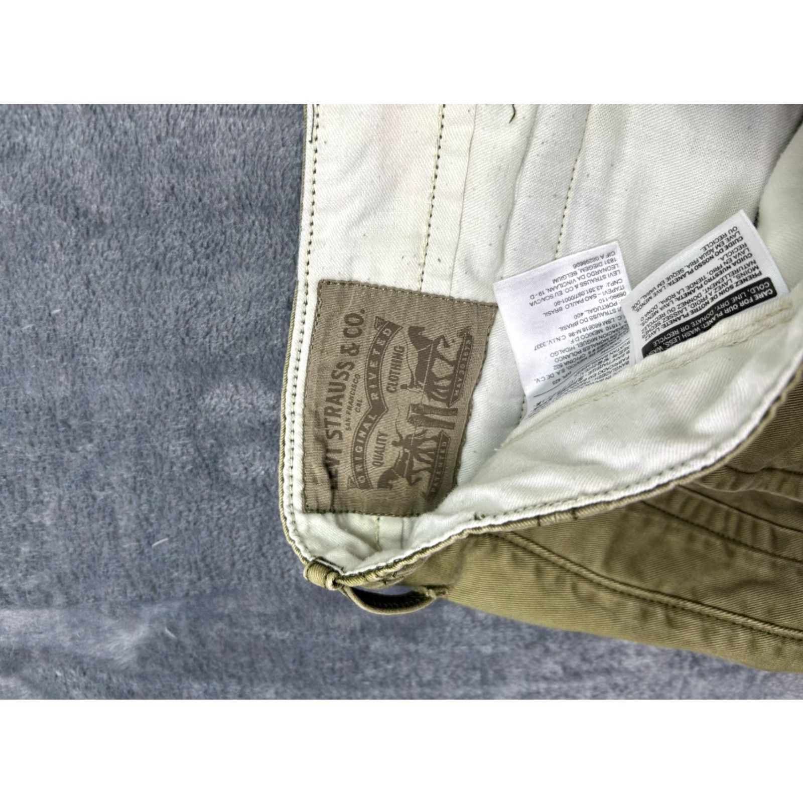 Levi's Levis Cargo Pants Mens Olive Green Cotton 38x30 Relaxed Straight 500 Series Utility Size US 38 / EU 54 - 6 Thumbnail
