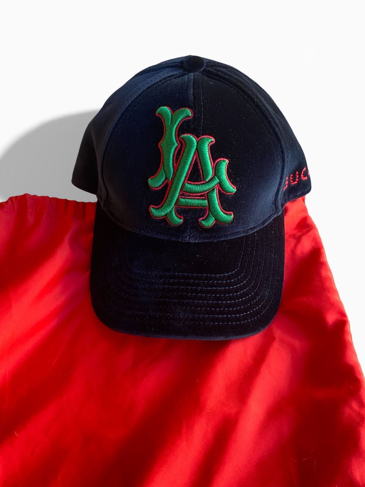 Gucci Gucci Velvet Baseball Cap Hat Size ONE SIZE - 3 Thumbnail