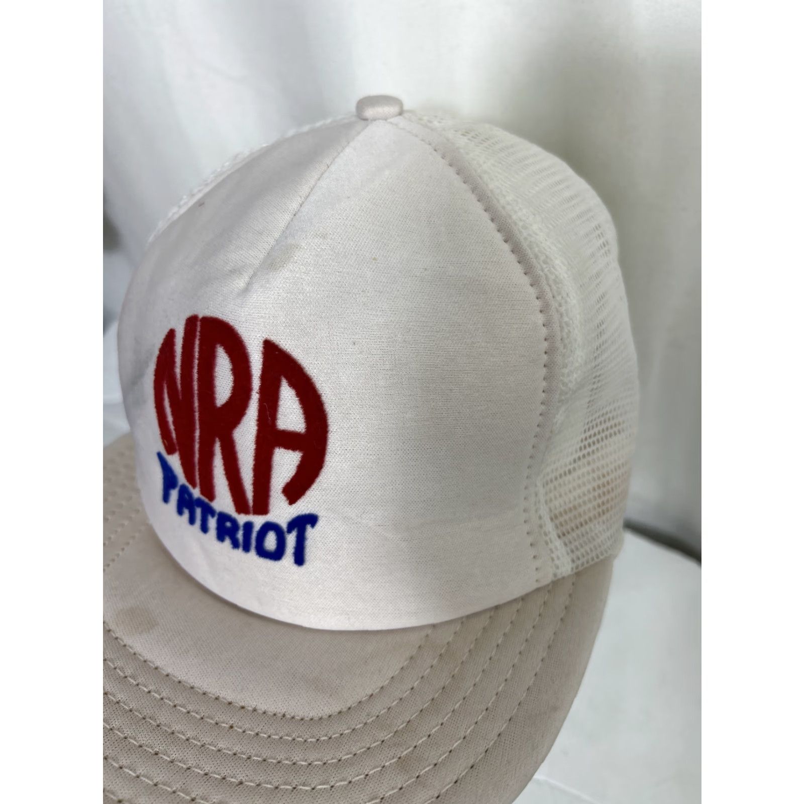 Vintage VINTAGE NRA Patriot Snapback Trucker Hat Cap Mens Adjustable White Stained USA Snap-Back Hats Men Storefront Size ONE SIZE - 6 Thumbnail