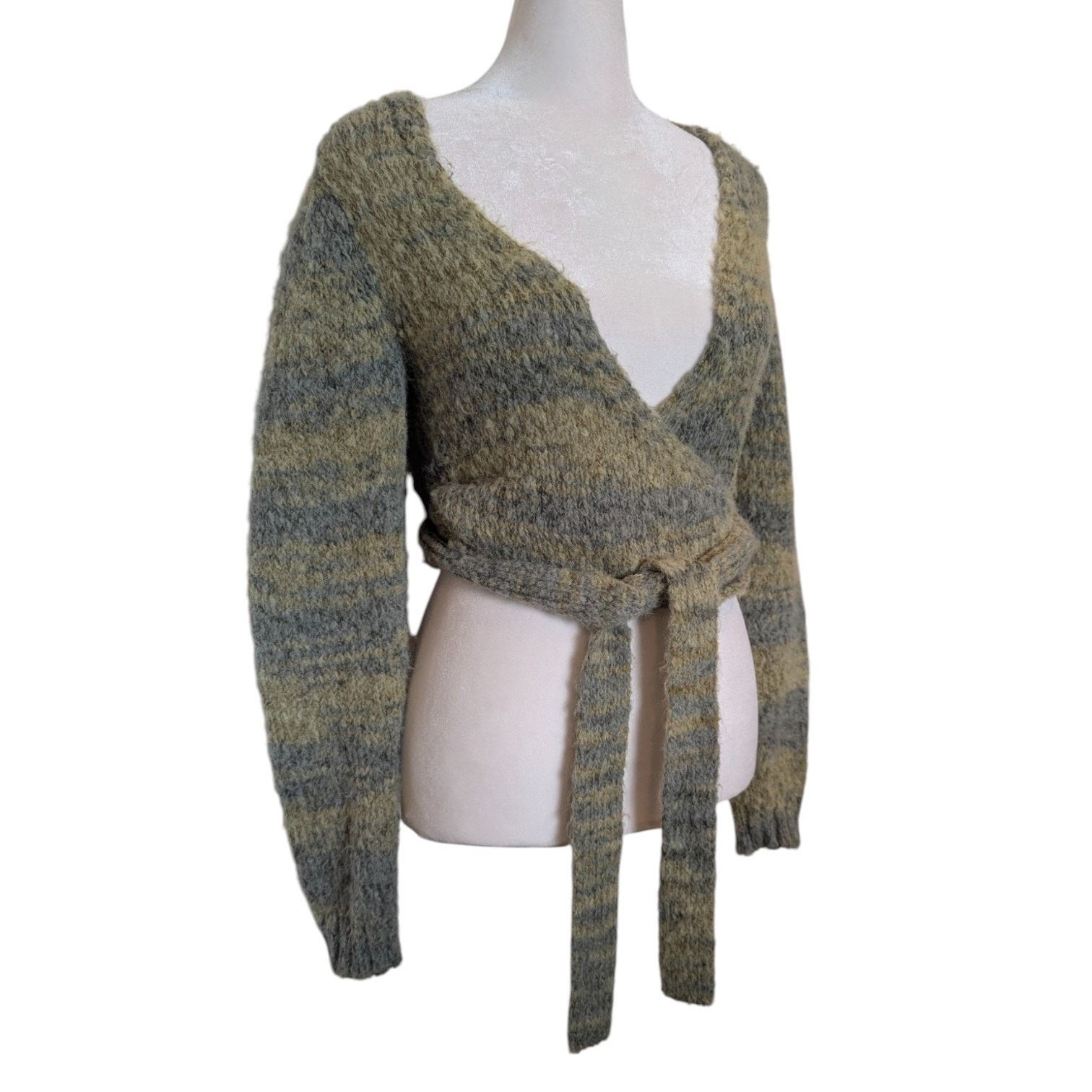 Cotton On Cotton On Green Space Mohair Knit Pullover Crop Cardigan Size XS / US 0-2 / IT 36-38 - 2 Thumbnail