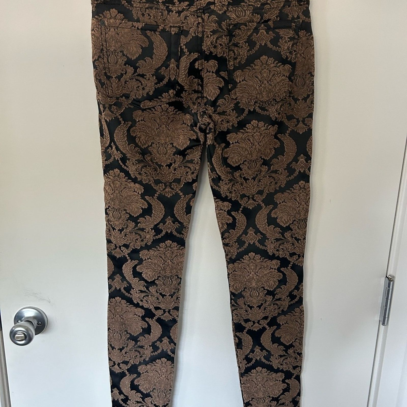 7 For All Mankind 7 for all mankind skinny jeans, tan and black brocade 26 Size 26" / US 2 / IT 38 - 3 Thumbnail