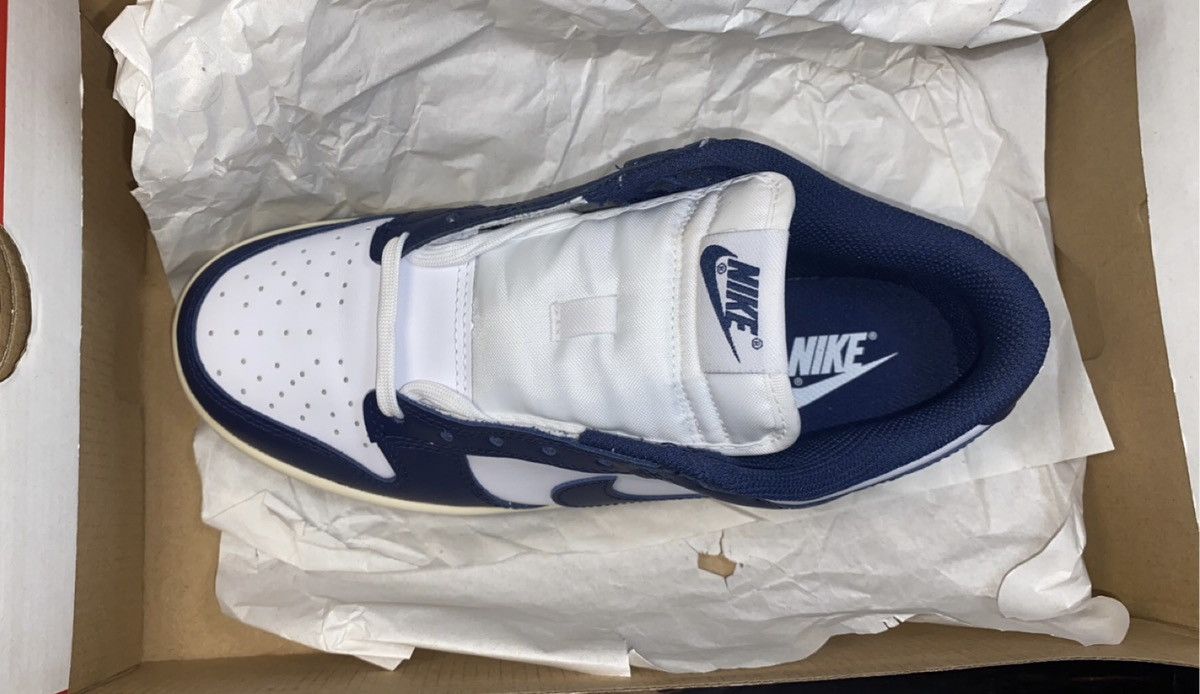 Nike Dunk Low White/BlueNavy Size US 6 / EU 39 - 2 Thumbnail