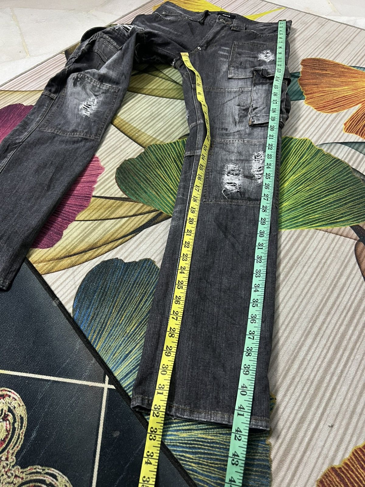 Japanese Brand 💥Zucca Multipocket Reconstruct Design Distressed Jean Size US 30 / EU 46 - 4 Thumbnail