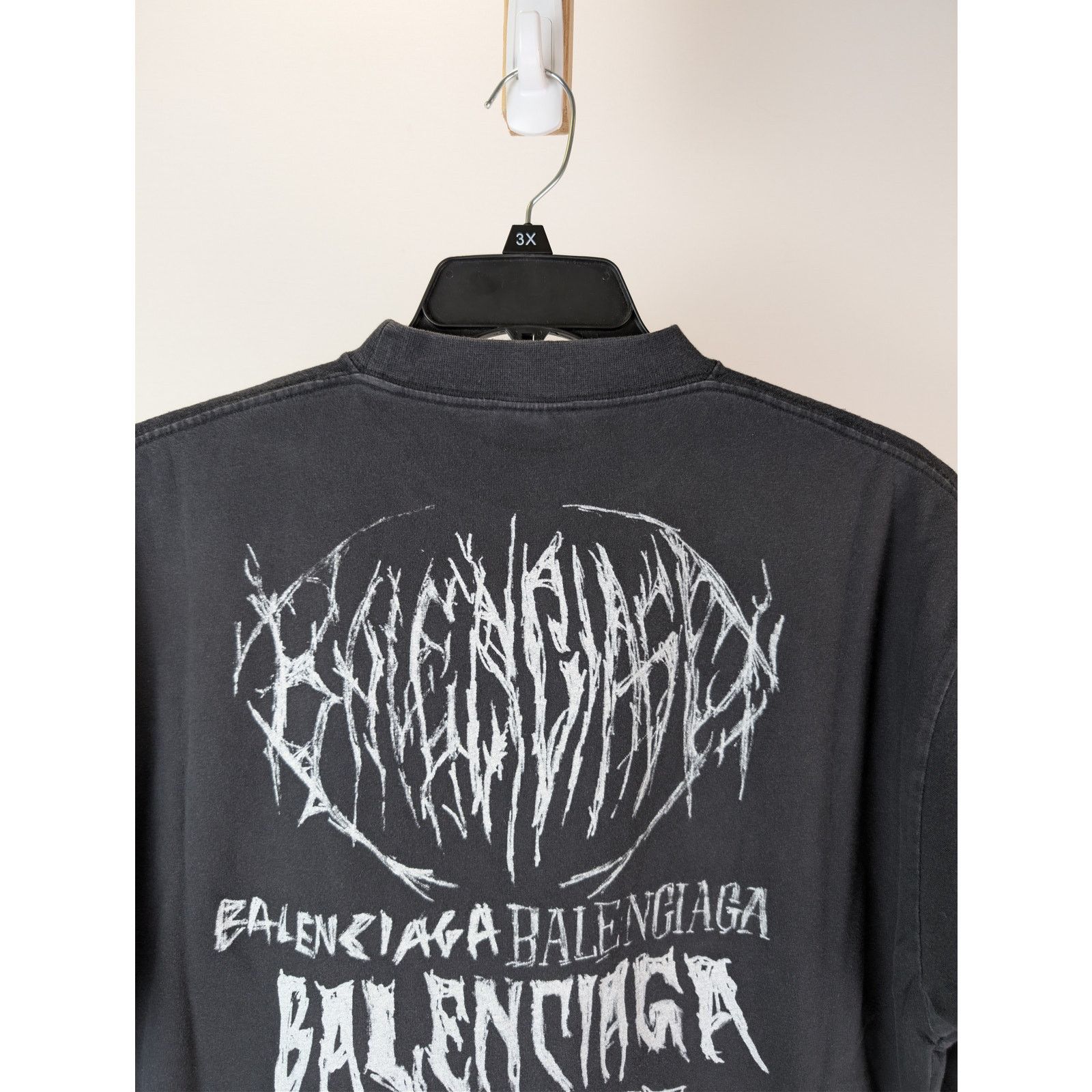 Balenciaga o1rshd1 Heavy Graphic Print DIY Metal Logo T-shirt in Black Size US M / EU 48-50 / 2 - 15 Thumbnail