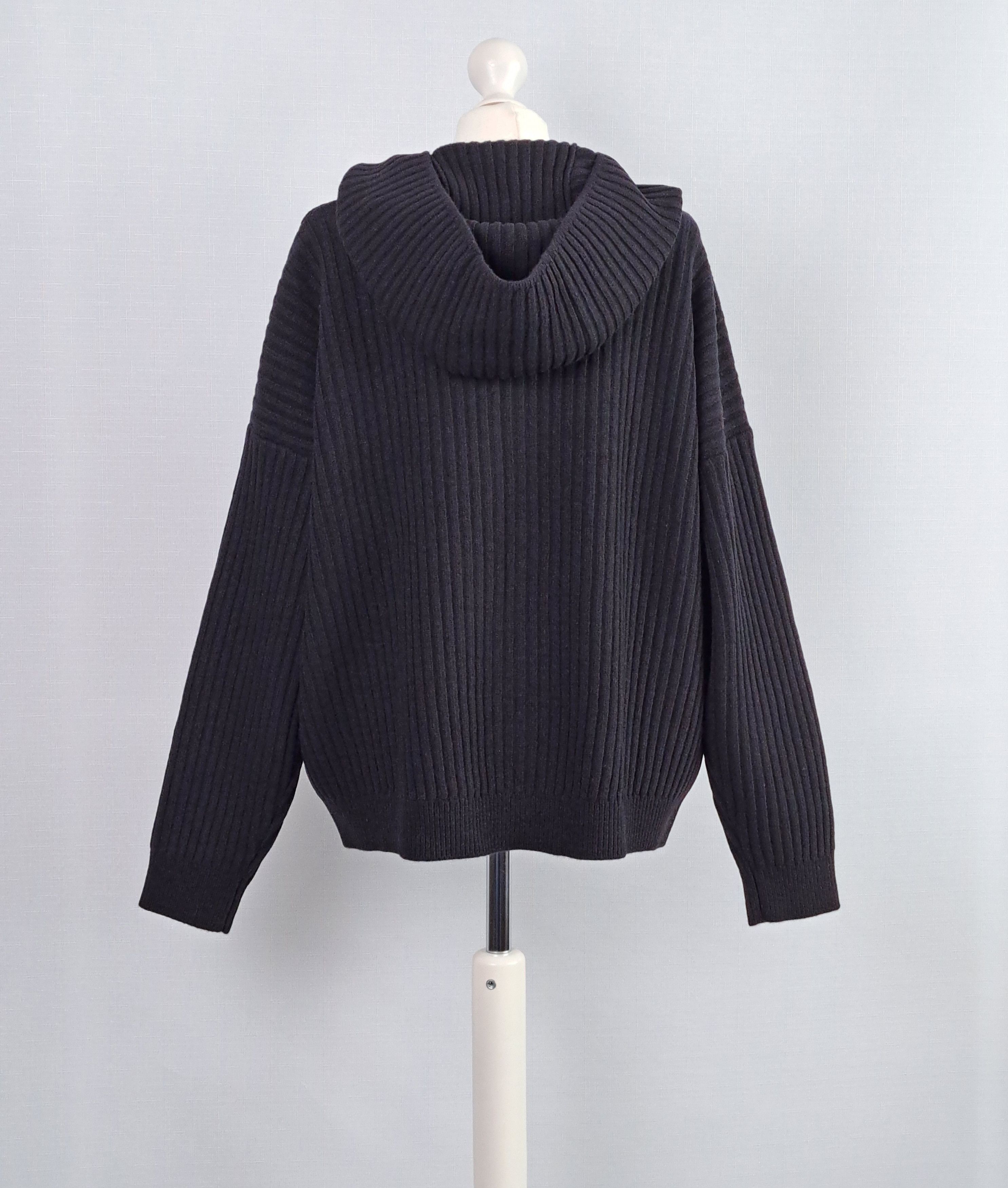 Represent Clo. Represent oversized wool/cashmere zip hoodie. Size M Size US M / EU 48-50 / 2 - 3 Thumbnail