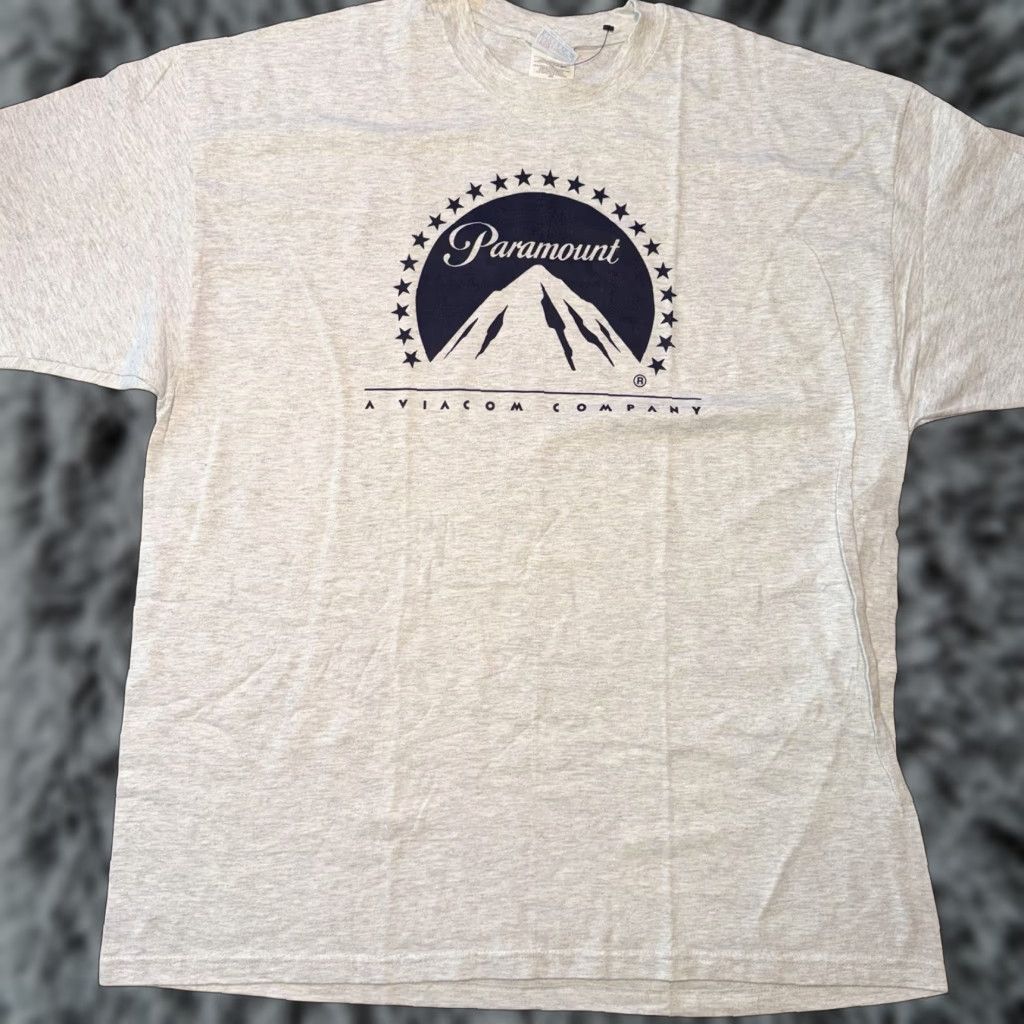 Vintage VINTAGE Paramount Pictures Viacom CBS Gray T Shirt Men’s XXL Logo Official New Mens T-Shirt Graphic Print 90s Movies Hollywood Logo Size US XXL / EU 58 / 5 - 1 Thumbnail