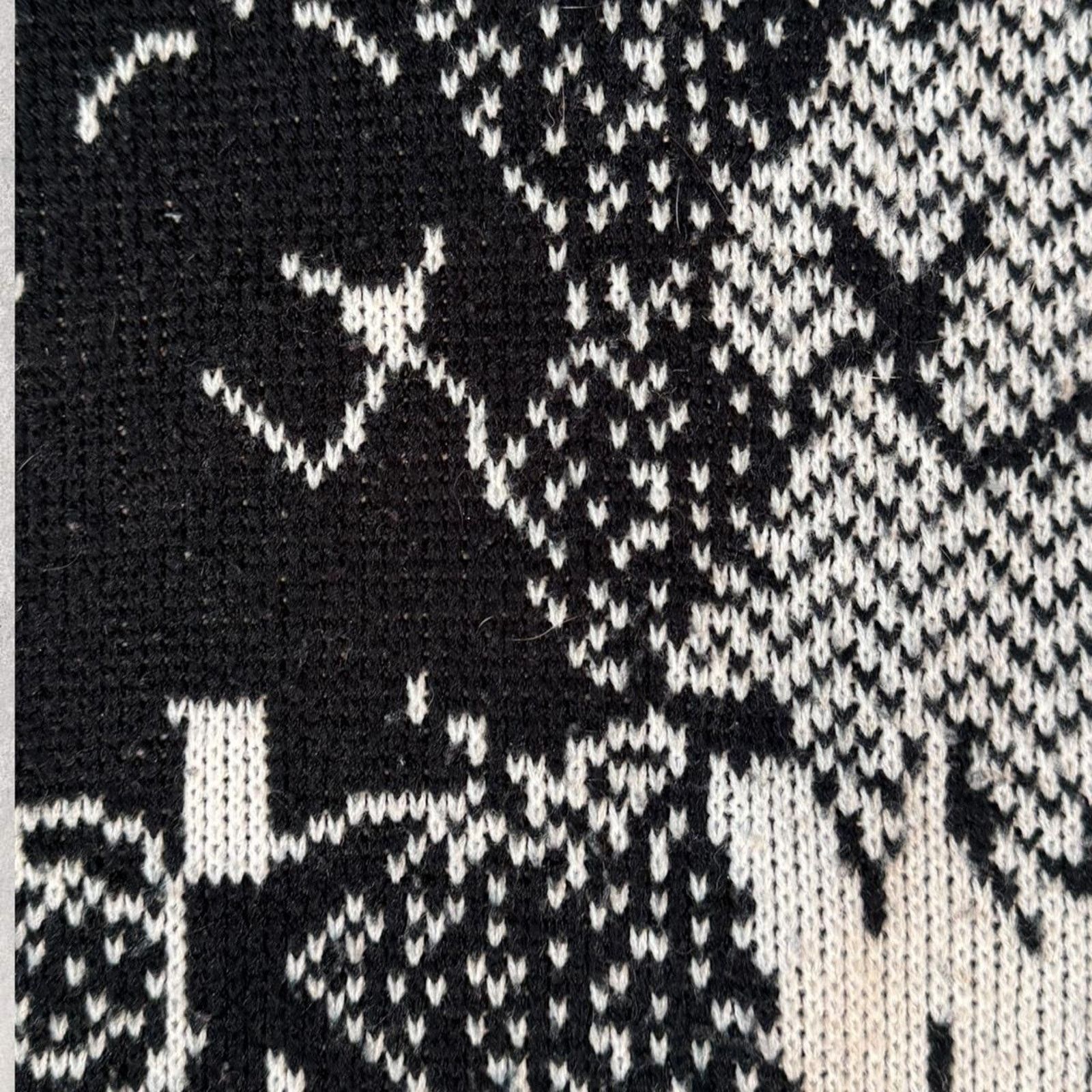 Vintage Black and white vintage 90s knitted sweater Size L / US 10 / IT 46 - 4 Thumbnail