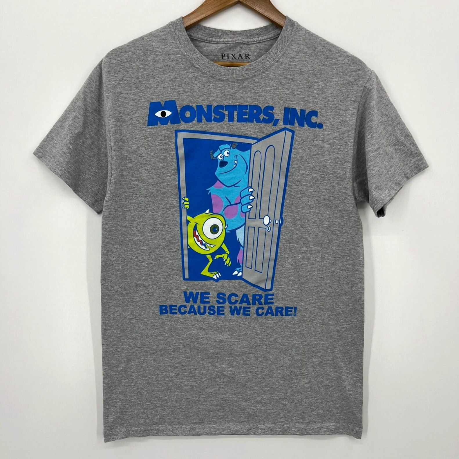 Vintage Disney Monsters Inc T-Shirt Adult outlets Small White Pixar Movie We Scare 2001