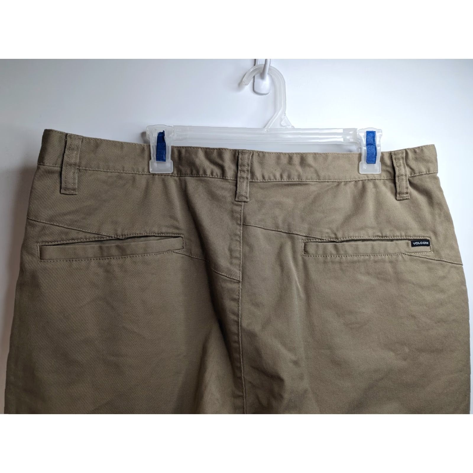 Volcom Volcom Shorts Mens 38 Brown Flat Front Casual Outdoor Bermuda Chino Skateboard Shirt Size US 38 / EU 54 - 6 Thumbnail