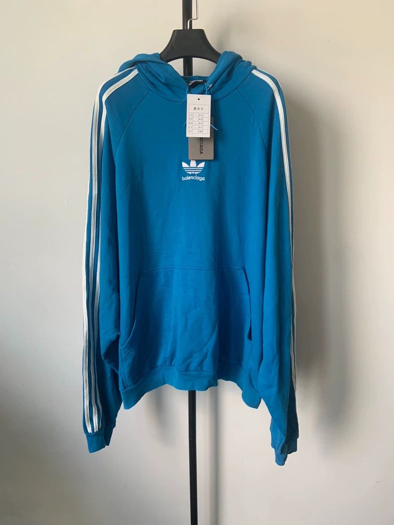 Balenciaga Balenciaga Adidas Collaboration Striped Print Hooded Long Size US M / EU 48-50 / 2 - 1 Thumbnail