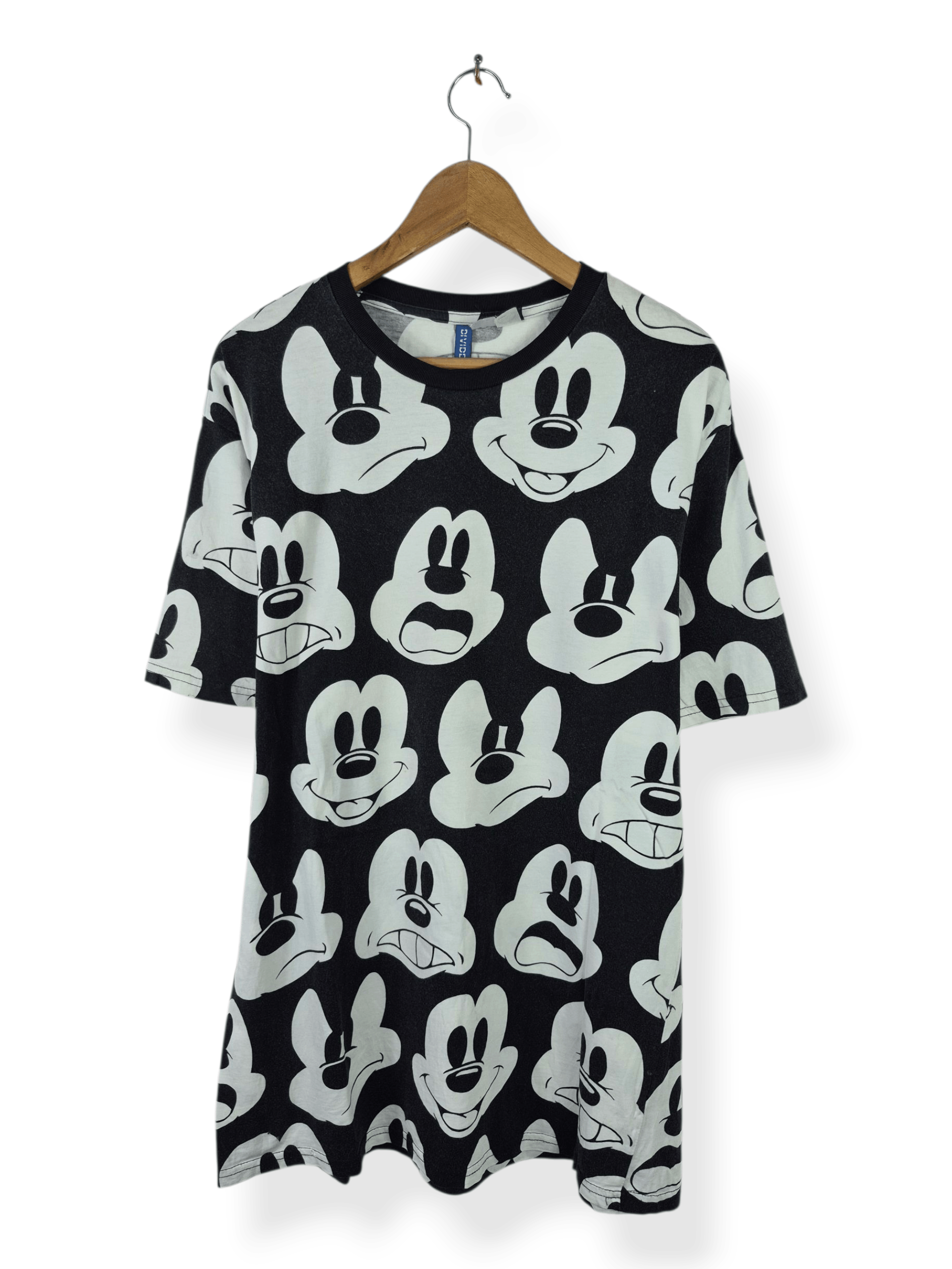 Mickey Mouse 🔥 HnM Divided Mickey Mouse Fullprint AOP Tee Size US XL / EU 56 / 4 - 1 Thumbnail
