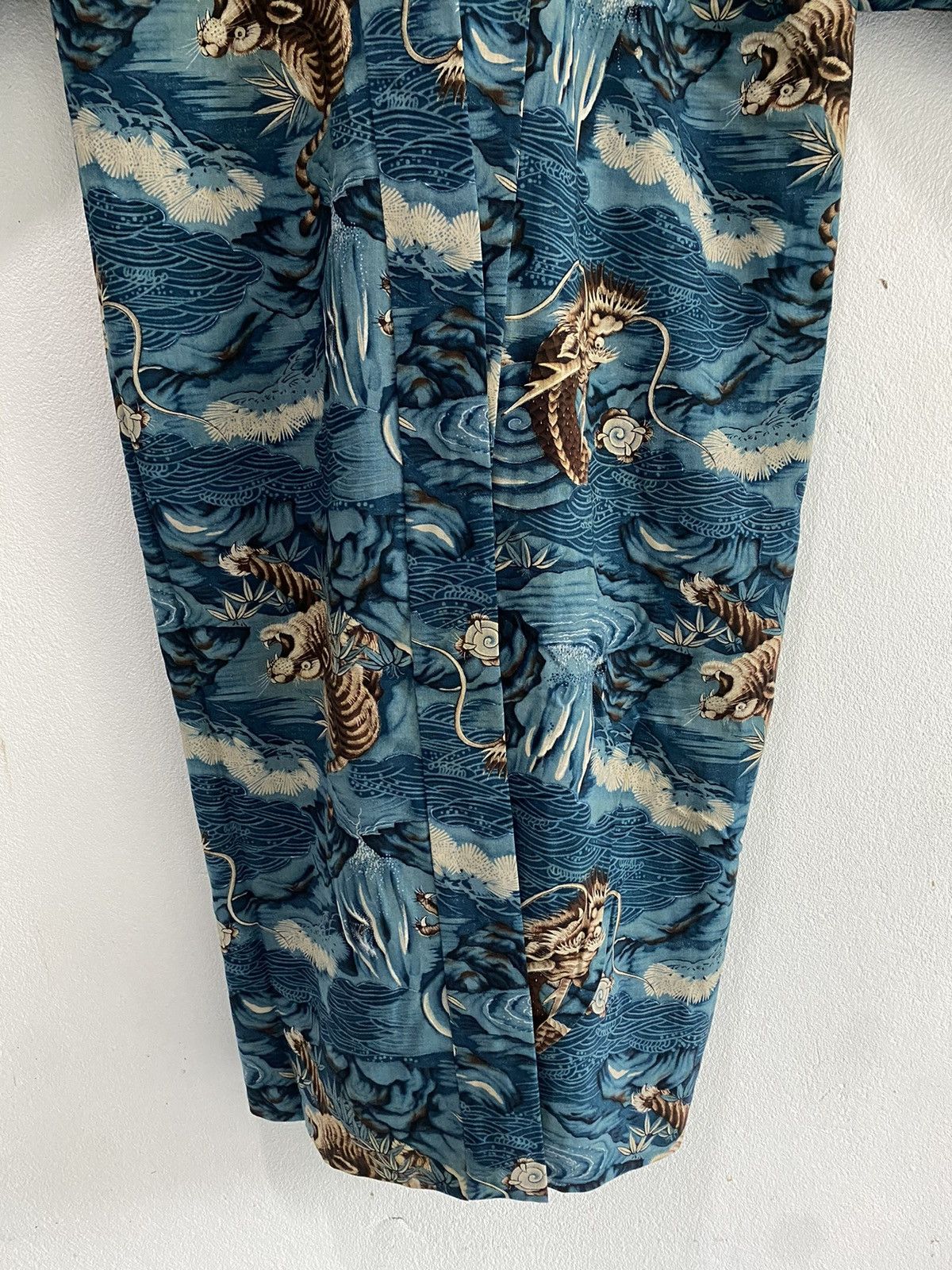 Japanese Brand × Vintage Rare Vintage Kimono Sukajan Dragon Tiger Yakuza Size US M / EU 48-50 / 2 - 4 Thumbnail