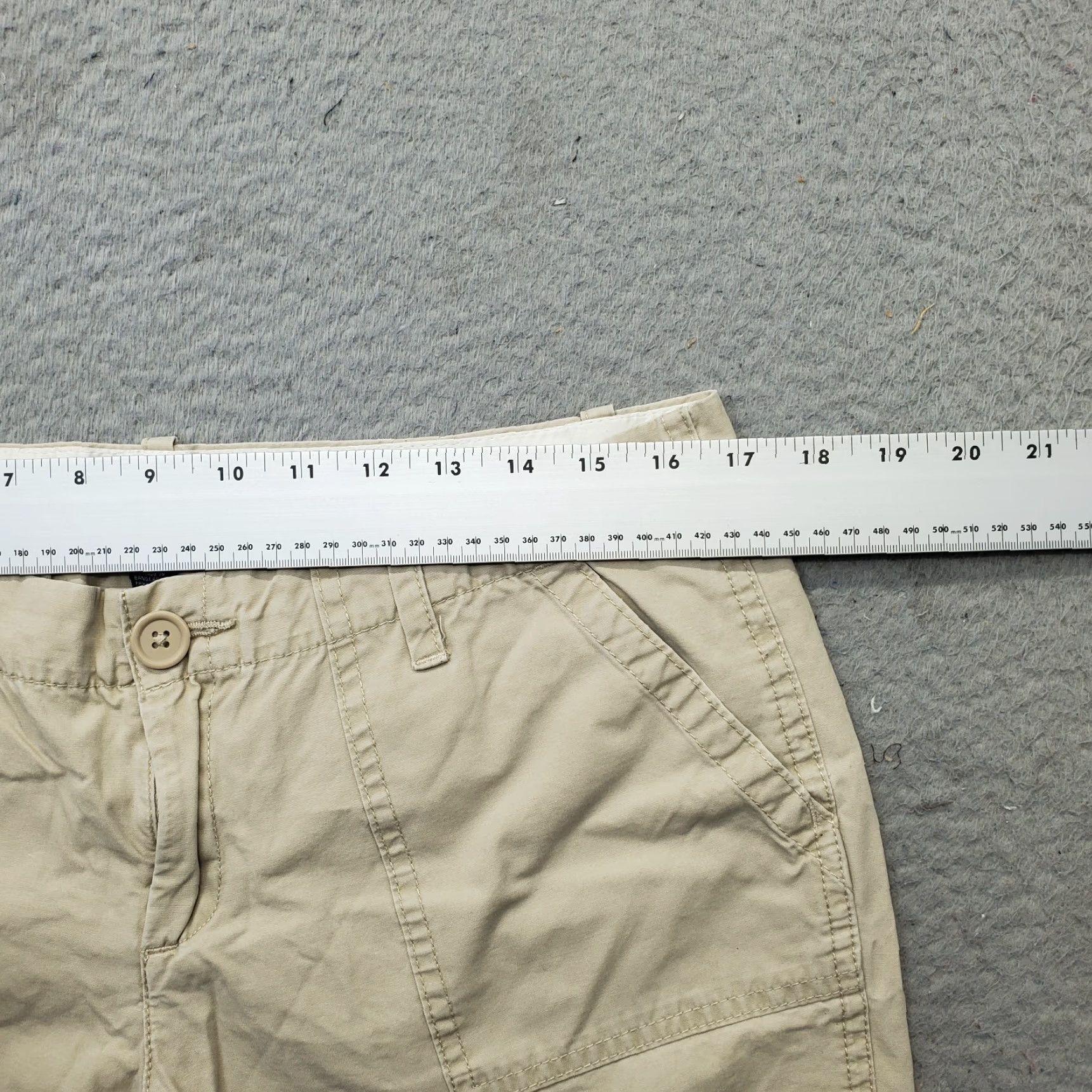 Tommy Hilfiger Tommy Hilfiger Workwear Pants Womens 10 Tan Classic Straight LegSize 10 Womens Tan Pants Size 32" / US 10 / IT 46 - 6 Thumbnail