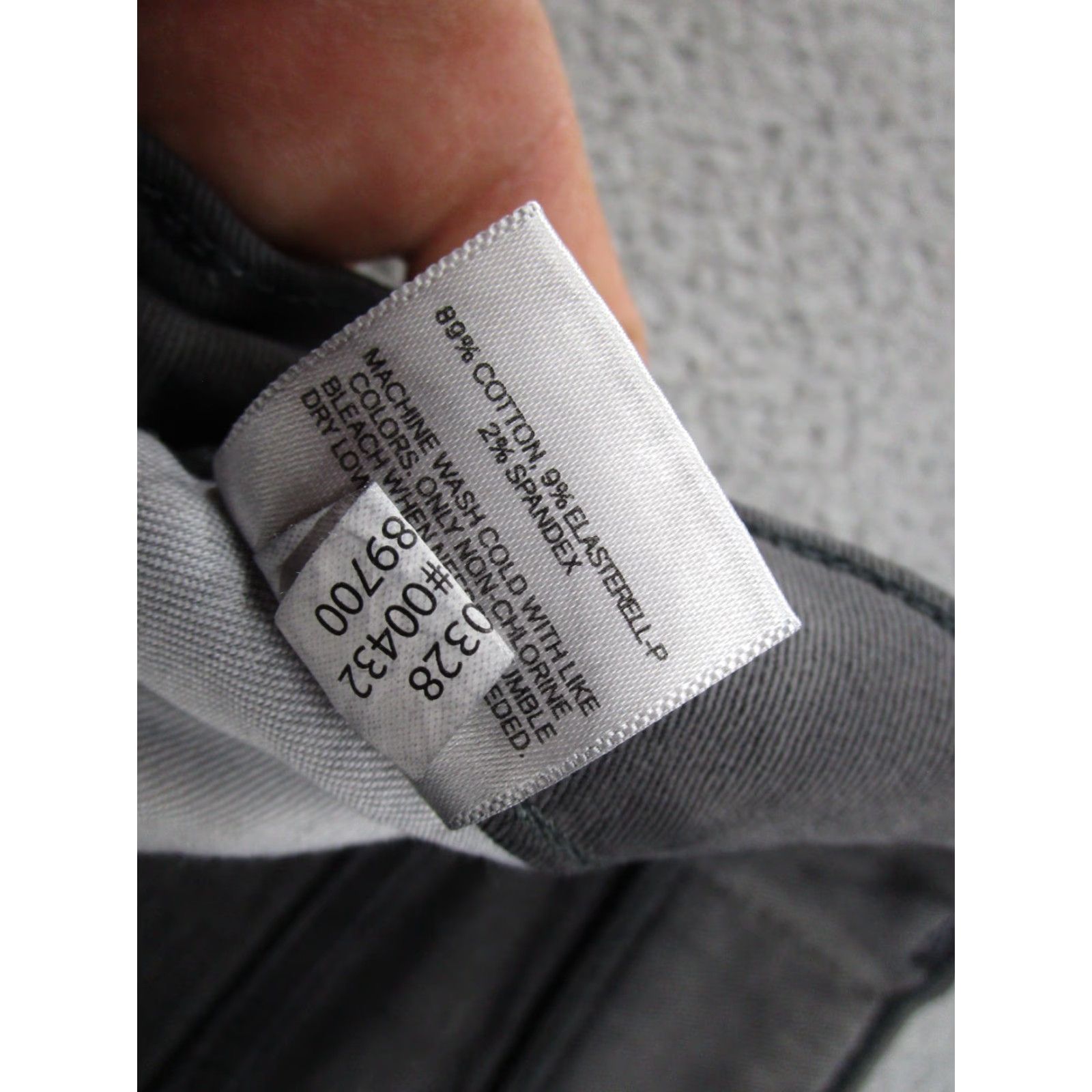 Express Express Women's Gray Denim Super High Rise Stretch Mom Jeans Size 12 Size 34" / US 12 / IT 48 - 7 Thumbnail