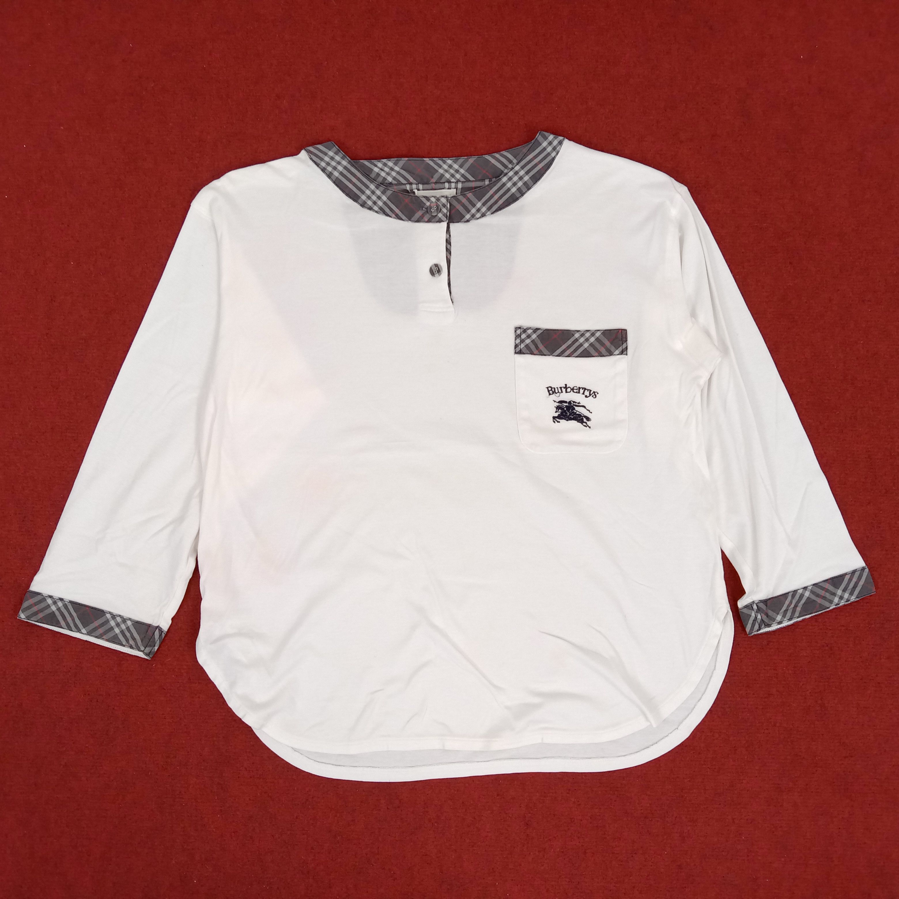 Burberrys Luxury Brand Nova Check Small Logo Design Tshirt