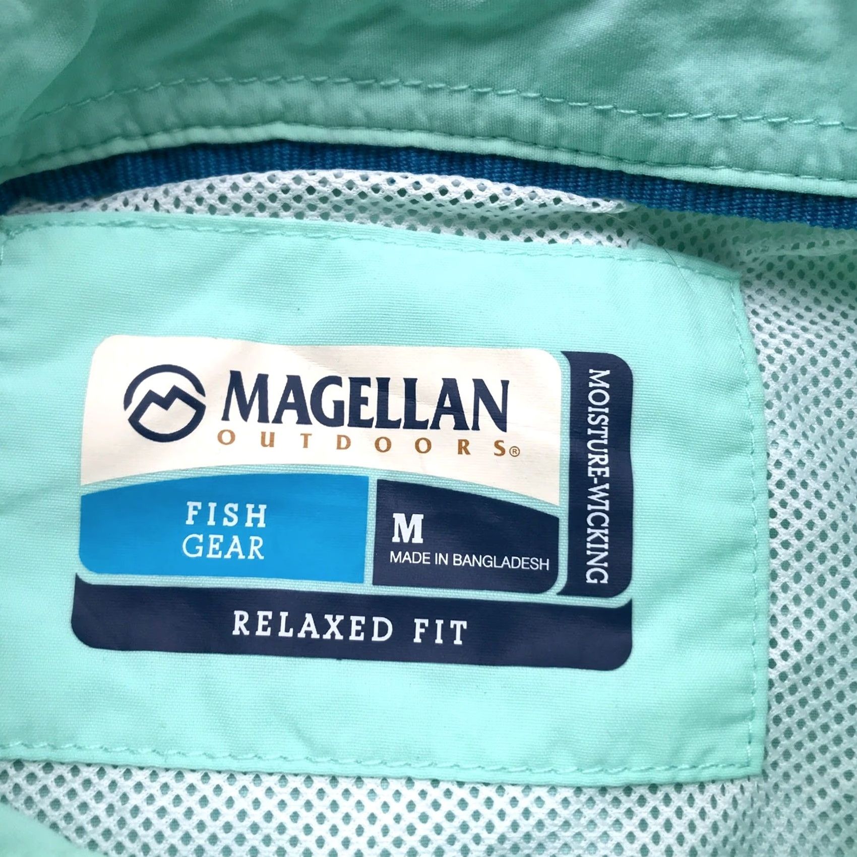 Vintage Magellan Outdoors Fish Gear Button Down Vented Shirt Nylon Men Medium Casual, Travel, Workwear Size US M / EU 48-50 / 2 - 4 Thumbnail