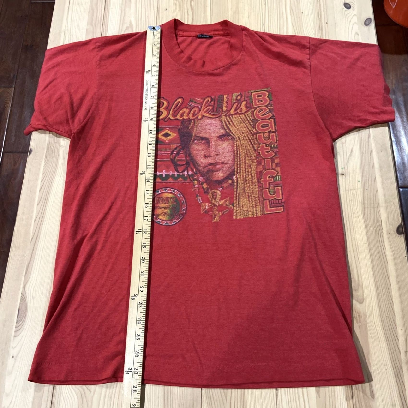Vintage VINTAGE 1993 Black is Beautiful T-Shirt MBS LOVE UNLIMITED Size L Unisex Adults 100% Cotton Red Graphic Print Short Sleeve Crew Neck Size US L / EU 52-54 / 3 - 5 Thumbnail