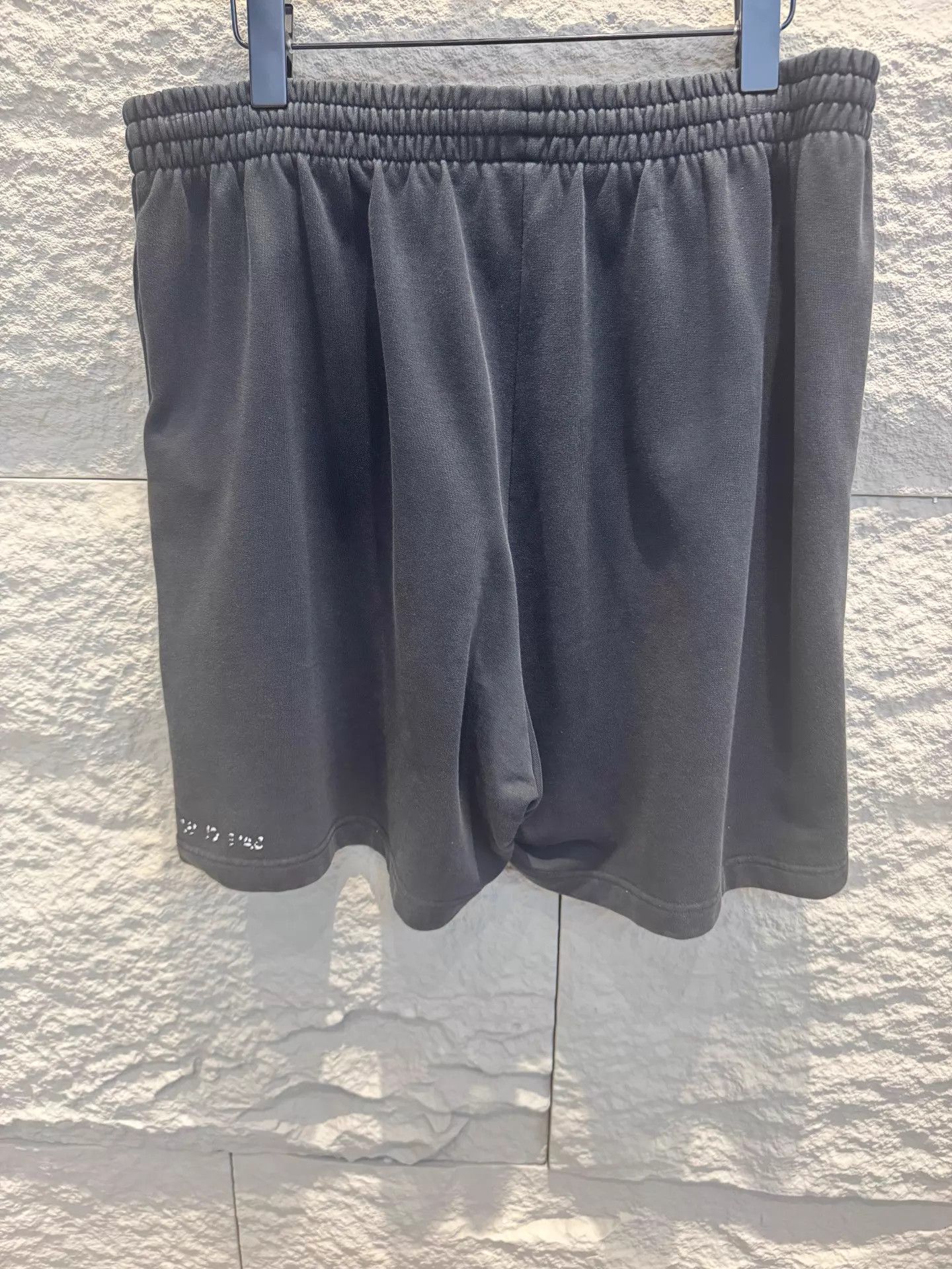 Balenciaga Balenciaga Black Logo Unisex Oversized Shorts S Size 26" / US 2 / IT 38 - 3 Thumbnail