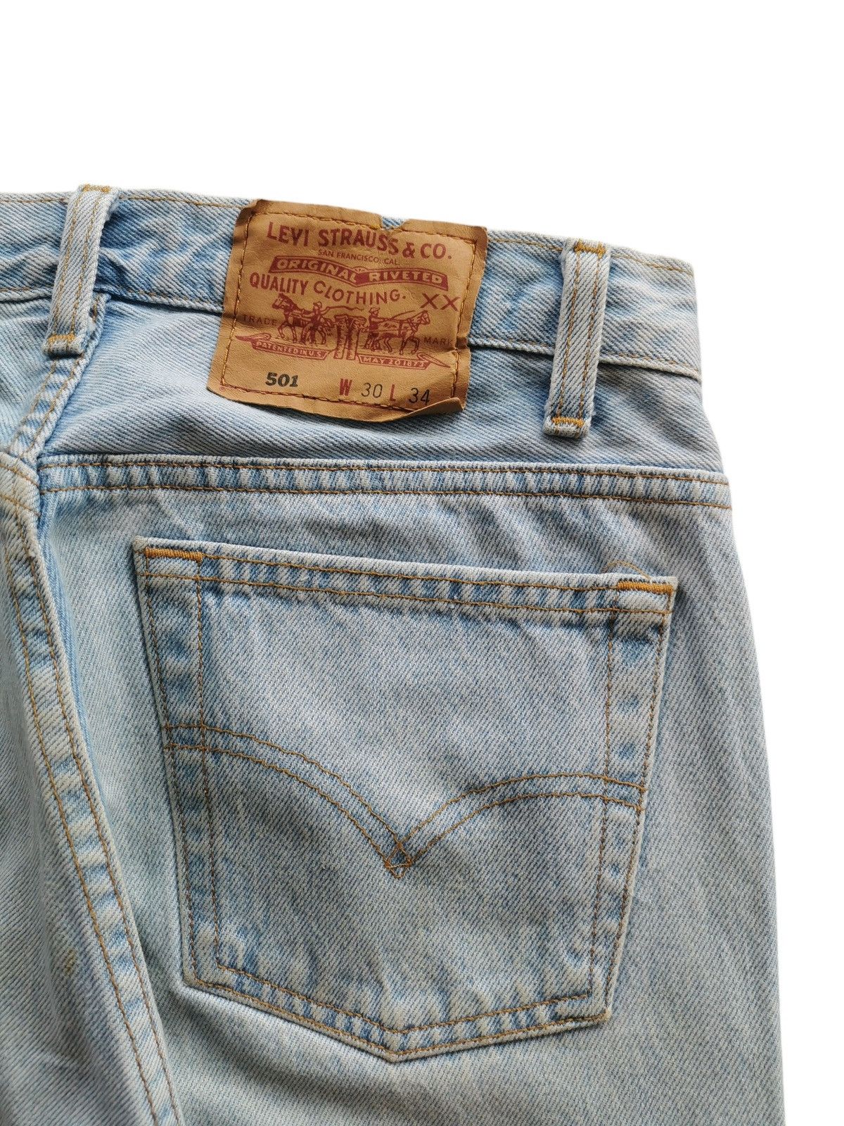 Levi's Vintage 90s levis distressed grunge jeans Size US 29 - 6 Thumbnail