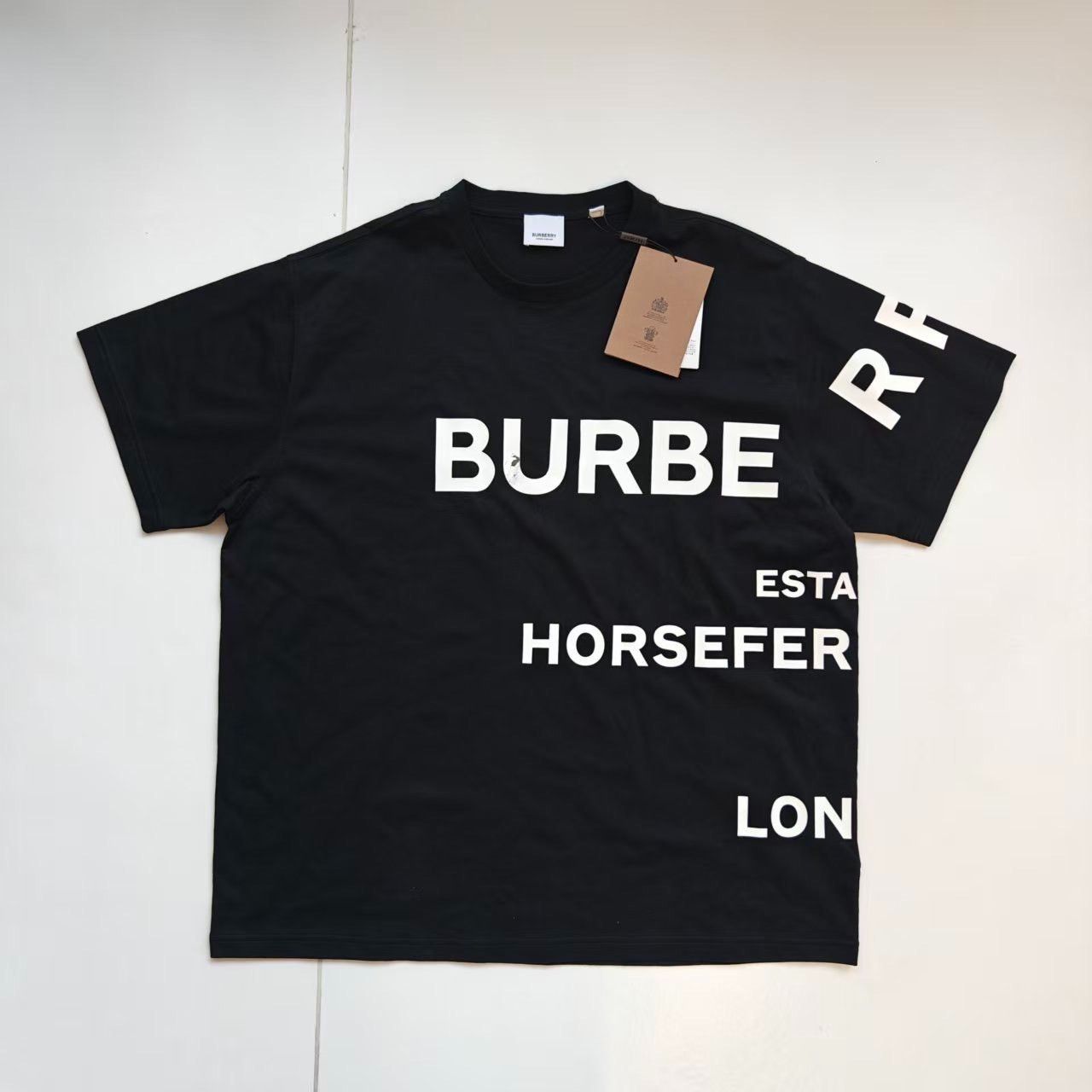 Burberry Burberry Black Letter Print Short-Sleeve Size US L / EU 52-54 / 3 - 1 Thumbnail