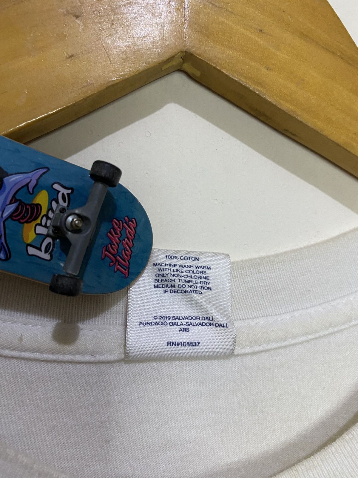 Supreme Supreme Salvador Dali “The Persistence of Memory” SS19 Tee Size US L / EU 52-54 / 3 - 7 Thumbnail