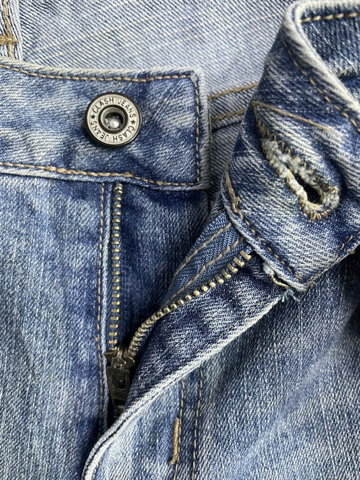 Japanese Brand × Vintage Vintage Clash Embroidered Flared Denim Pants With Belt Size US 32 / EU 48 - 9 Thumbnail