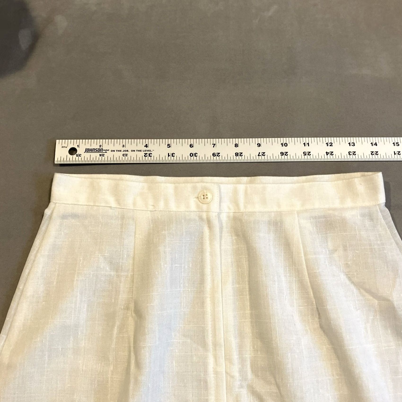 Vintage VINTAGE Michele White Linen Skirt Midi Button Belt On Back Size 11/12 Women Skirt Retro Straight & Pencil White Mens? Size 32" / US 10 / IT 46 - 6 Thumbnail