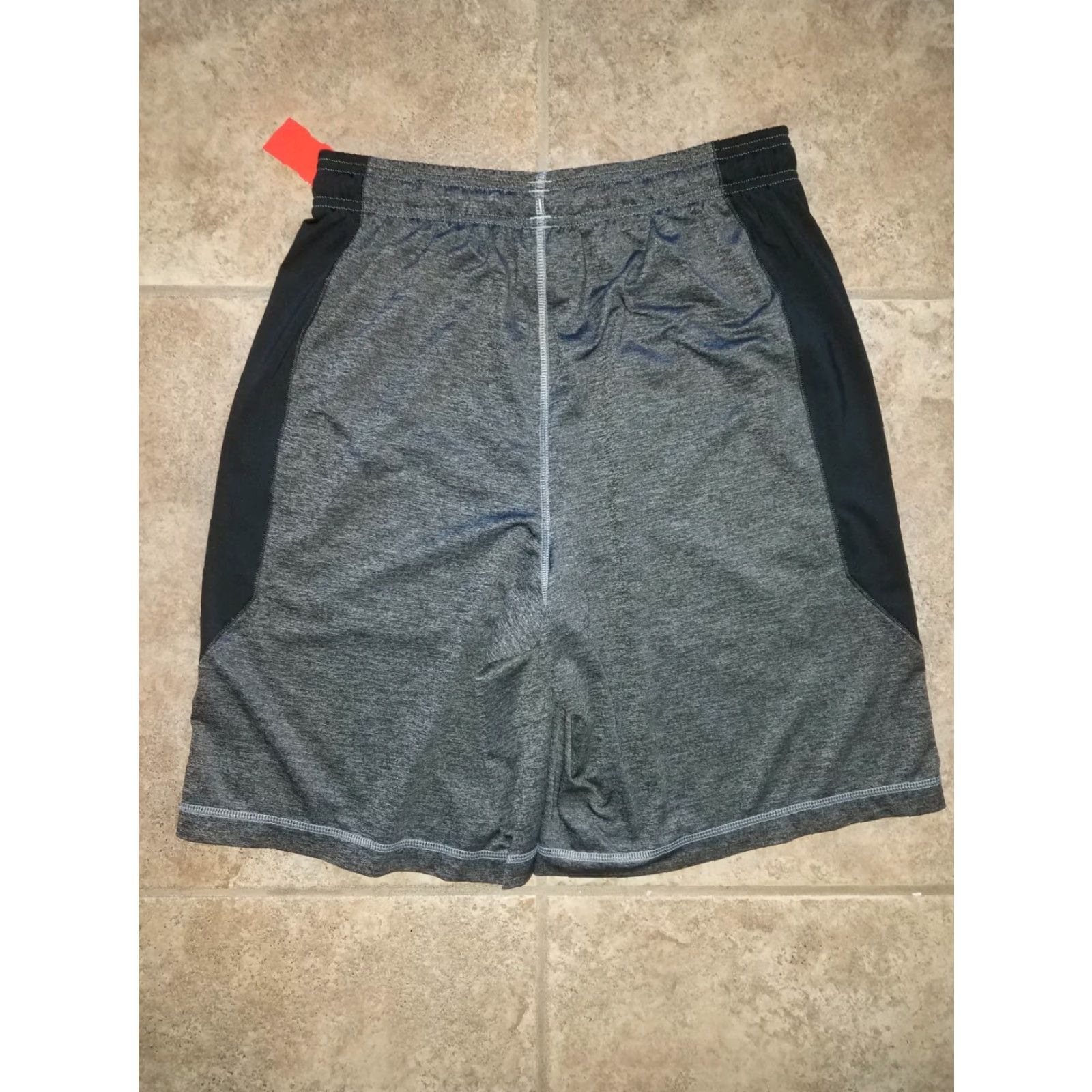 Under Armour Under Armour Men's Athletic Shorts Gray Activewear M Size US 31 - 3 Thumbnail