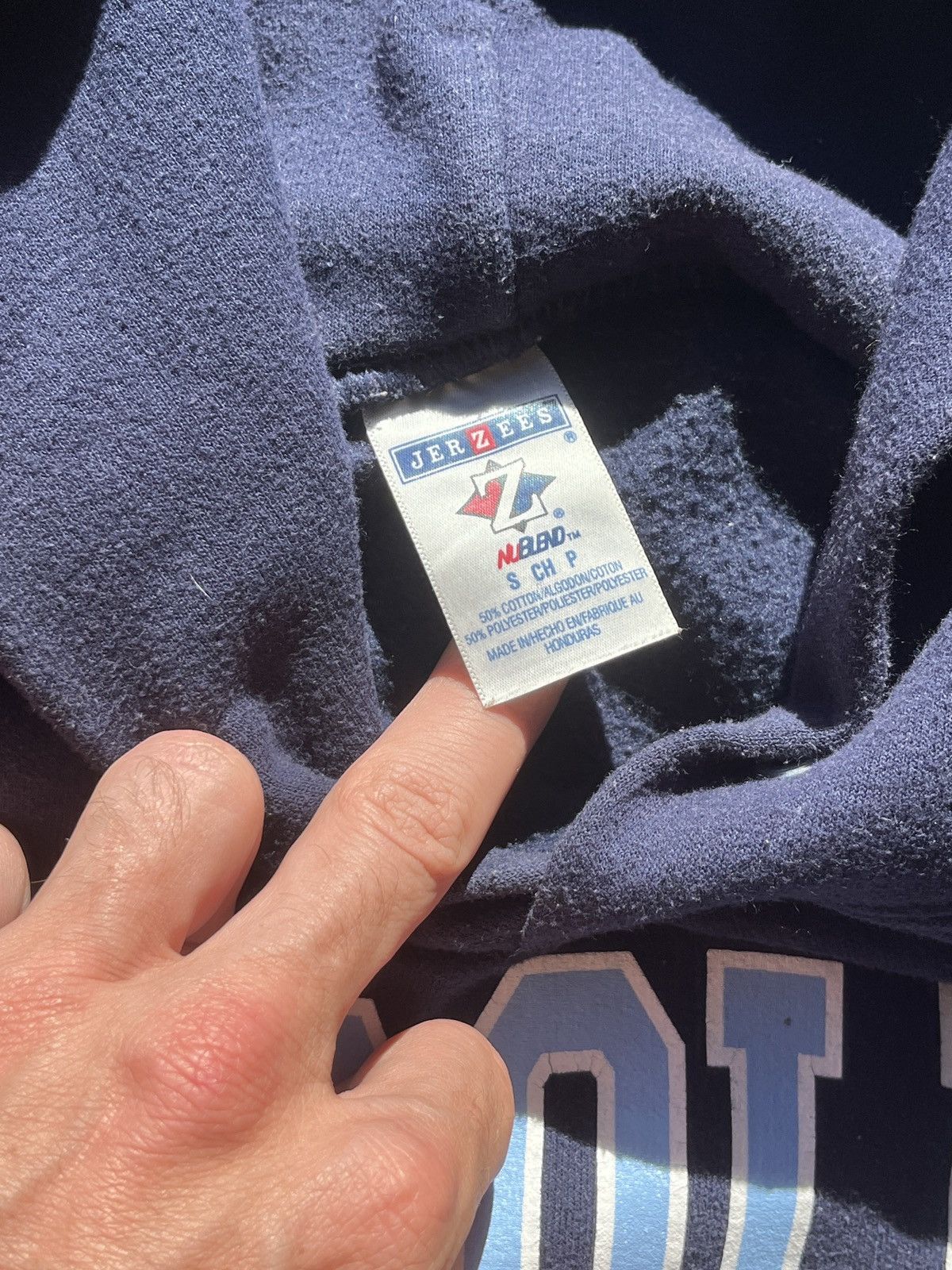 Vintage Vintage Y2K University of North Carolina Hoodie Size US S / EU 44-46 / 1 - 5 Thumbnail