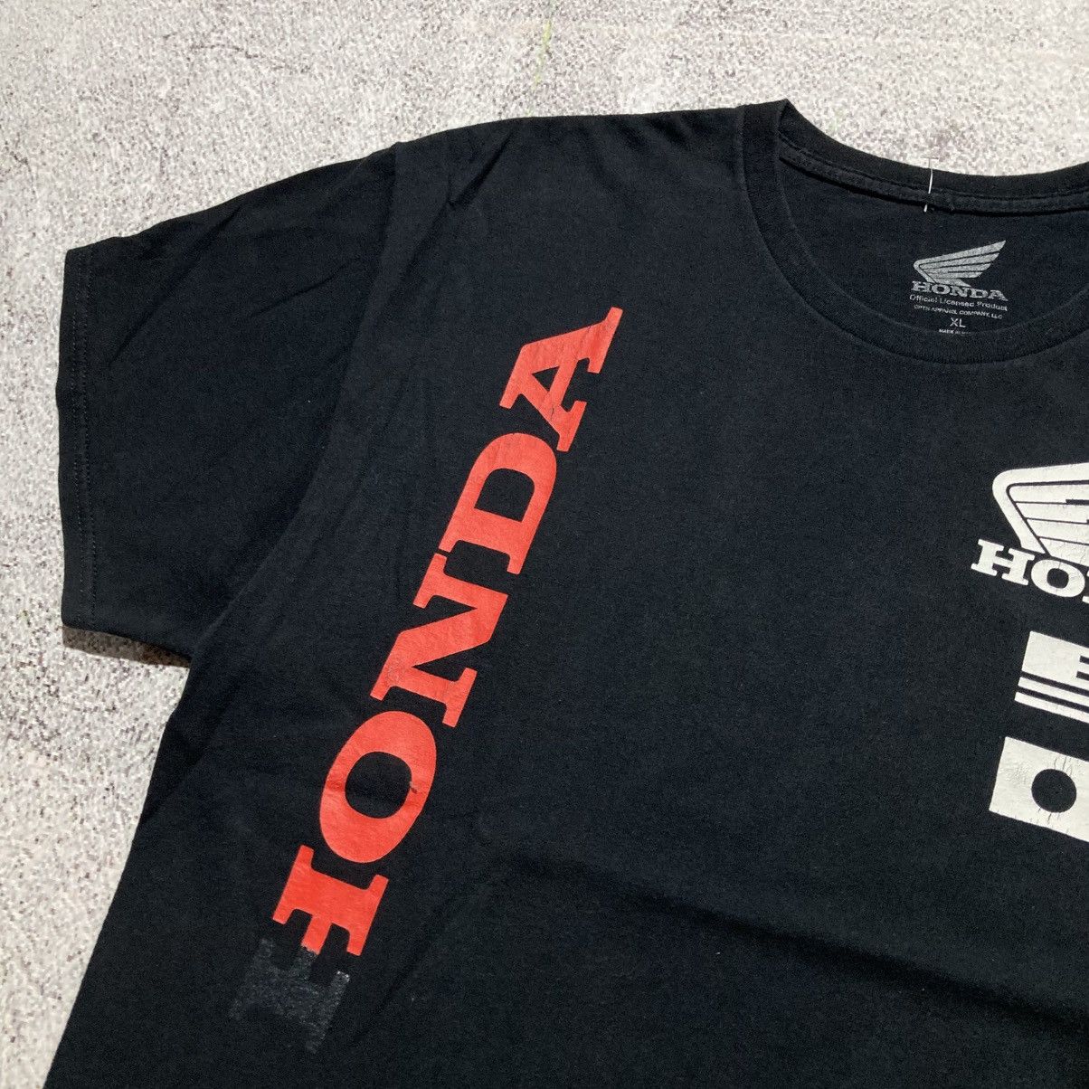 Honda Vintage Honda Hot Lap Logo Graphic T-shirt Black Size US XL / EU 56 / 4 - 5 Thumbnail
