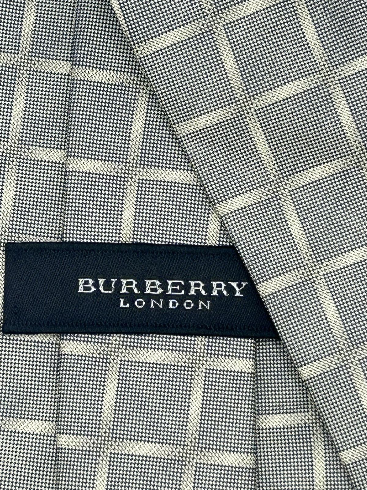 Burberry Burberry Square Pattern Silk Tie Size ONE SIZE - 4 Thumbnail