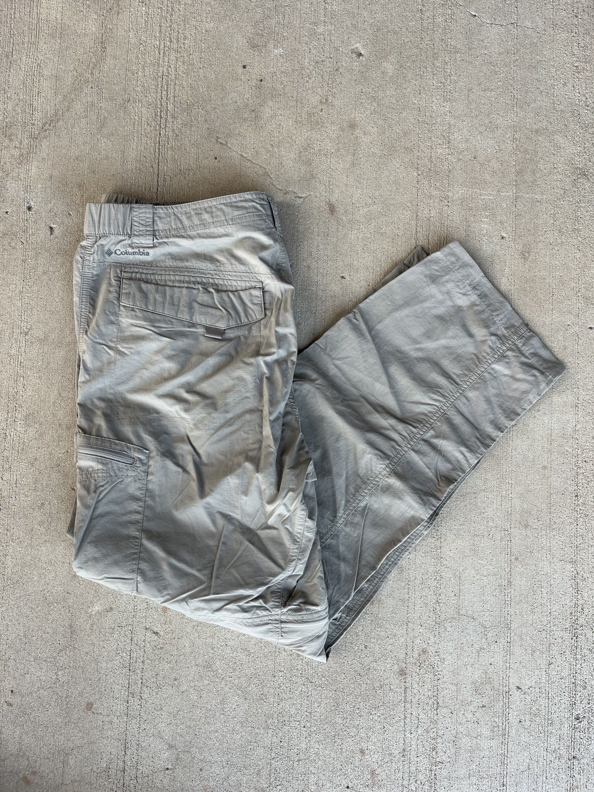 Columbia Columbia Zip Off Pants 36x30 Size US 36 / EU 52 - 1 Thumbnail