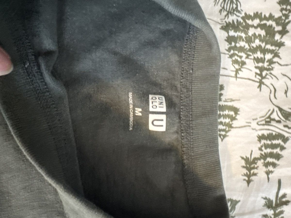 Japanese Brand × Uniqlo Uniqlo U t shirt Size US M / EU 48-50 / 2 - 2 Thumbnail
